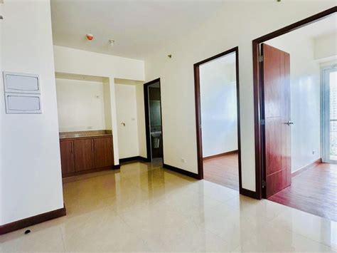 2 Bedrooms Condo For Rent in Pasay, Metro Manila .